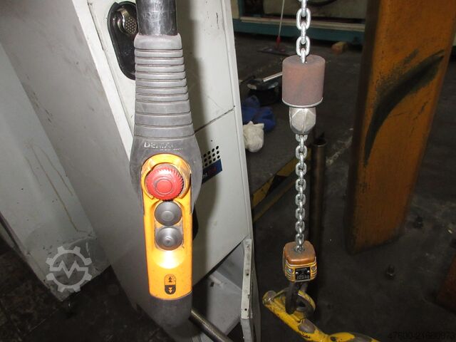 Demag Column swing crane Chain Hoist Demag KBK Kran Drehkran Hallenkran L 3m Demag KBK2 125Kg + DC Kettenzug H3,5m