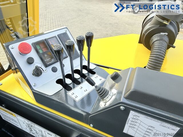 Vierwegestapler Combilift CB3000 GAS TRIPLEX 4900 FREE-LIFT