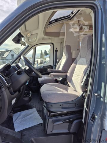 Teilintegriertes Wohnmobil BÜRSTNER Travel Van T 620 G ** Automatik ** Isofix, Fahrr