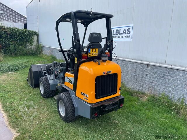 Loader Giant G1500 Xtra met SPER en kenteken