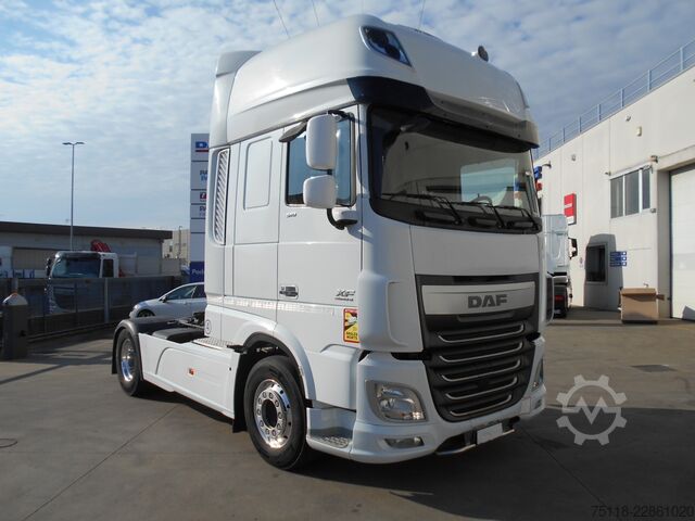 Standard tractor unit DAF XF 510