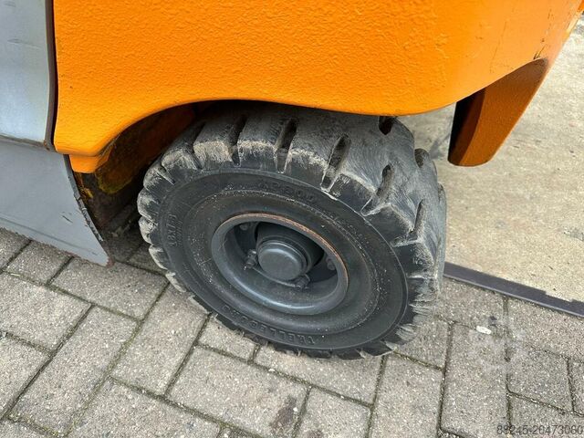 Elektrischer Triplex-Gabelstapler Still RX60-25 mit Seitenschub STILL RX60-25