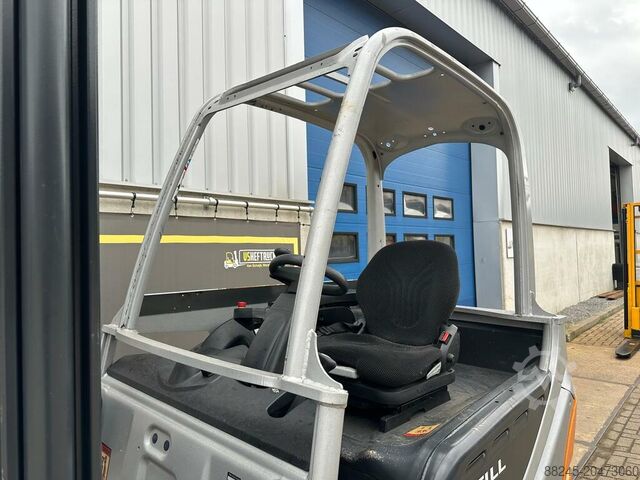 Elektrischer Triplex-Gabelstapler Still RX60-25 mit Seitenschub STILL RX60-25