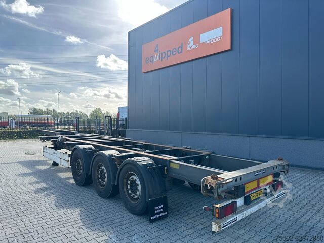 Container transportation Schmitz Cargobull SCF24G 40FT HC / SAF + DISC / LIFTAXLE / NL-CHA...