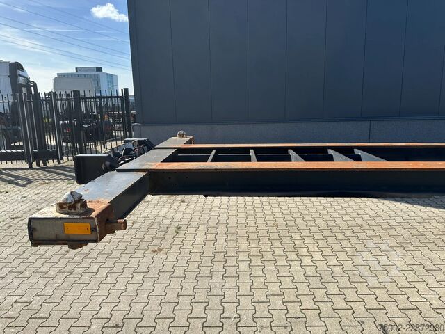 Container transportation Schmitz Cargobull SCF24G 40FT HC / SAF + DISC / LIFTAXLE / NL-CHA...