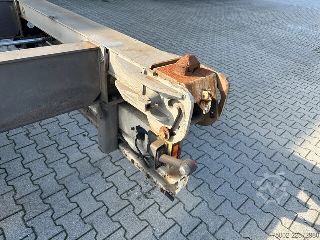 Container transportation Schmitz Cargobull SCF24G 40FT HC / SAF + DISC / LIFTAXLE / NL-CHA...