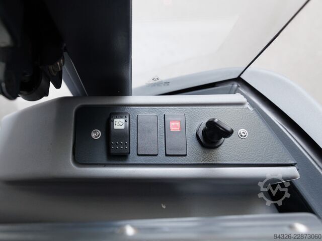 Hako Citymaster 600 City Sweeper 4x4 Hako Citymaster 600 - 2014y - 179h - Diesel