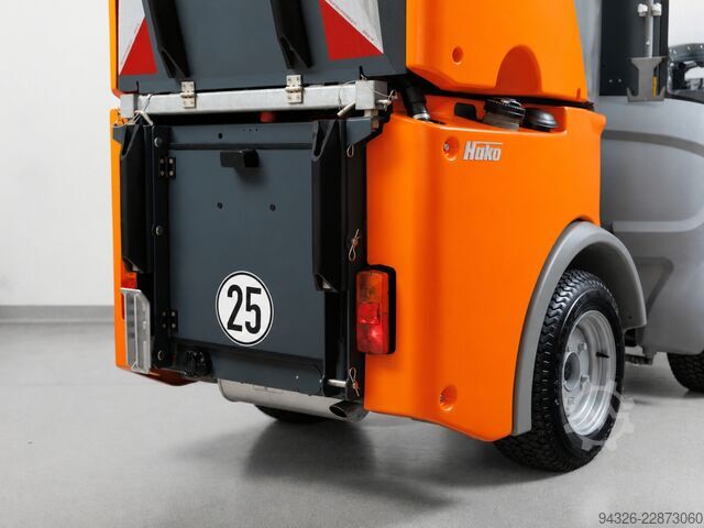 Hako Citymaster 600 City Sweeper 4x4 Hako Citymaster 600 - 2014y - 179h - Diesel