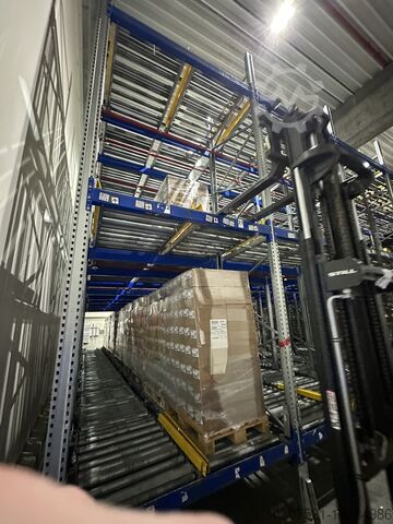 High-bay warehouse BITO Gefällebahnen