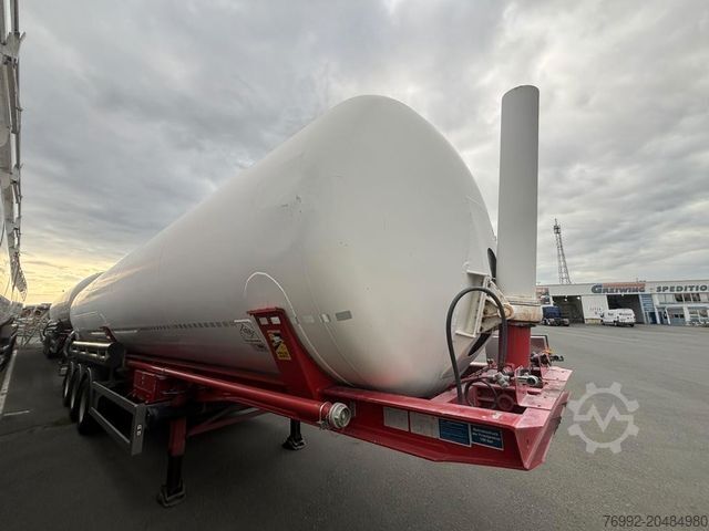 Silo semitrailer FELDBINDER KIP 60.3 E-Hydraulik