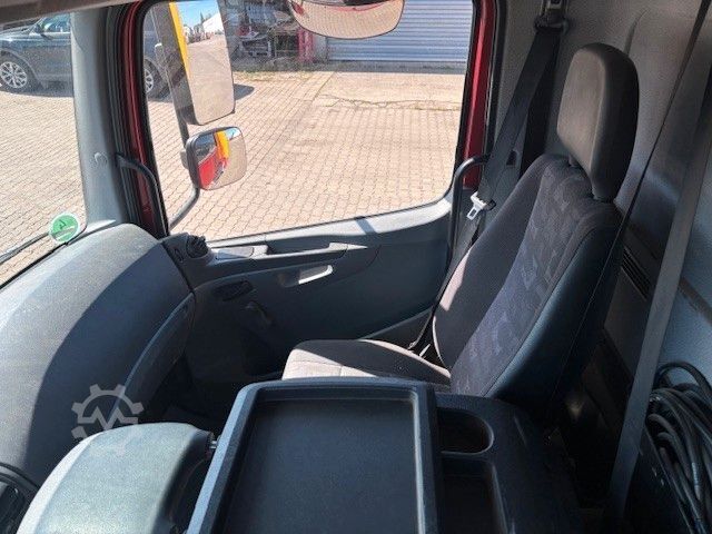 Curtain sider van MERCEDES-BENZ 818L    LBW  PMK2 !!!NEUE KUPPLUNG!!!!