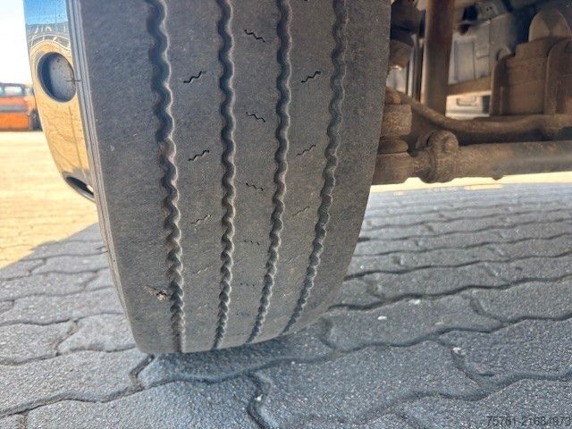 Curtain sider van MERCEDES-BENZ 818L    LBW  PMK2 !!!NEUE KUPPLUNG!!!!