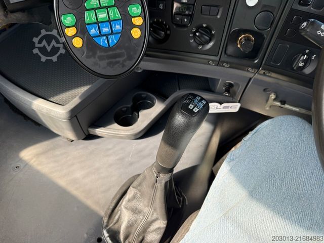 Road sweeper SCANIA G230 Kehrmaschine SCARAB Magnum