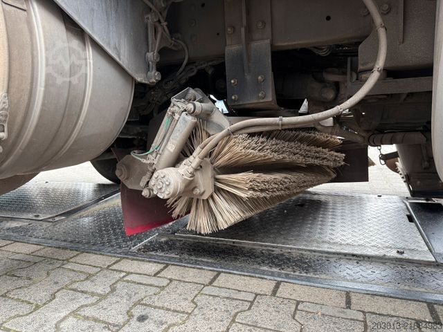 Road sweeper SCANIA G230 Kehrmaschine SCARAB Magnum