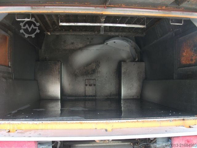 Road sweeper SCANIA G230 Kehrmaschine SCARAB Magnum