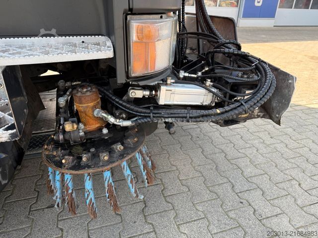 Road sweeper SCANIA G230 Kehrmaschine SCARAB Magnum