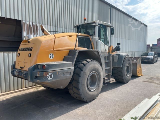 Radlader LIEBHERR L566 Radlader 27 Ton *11.350 h