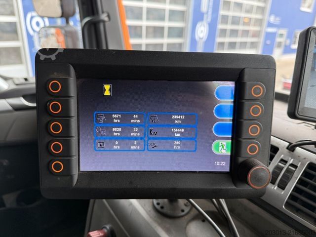 Kehrmaschine MAN TGM 18.340 HD Kehrmaschine SCARAB Magnum 8,2 m³