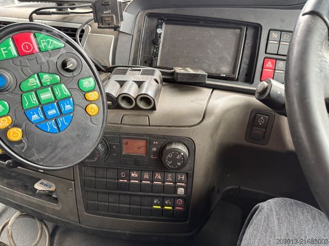 Road sweeper MAN TGM 18.340 HD Kehrmaschine SCARAB Magnum 8,2 m³