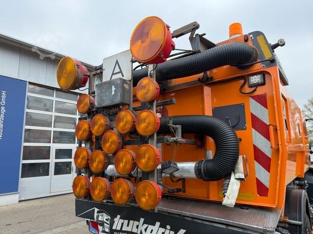 Road sweeper MAN TGM 18.340 HD Kehrmaschine SCARAB Magnum 8,2 m³