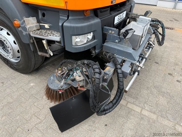 Road sweeper MAN TGM 18.340 HD Kehrmaschine SCARAB Magnum 8,2 m³