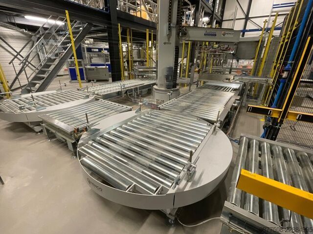 Robot palletising line Europack Winner 400