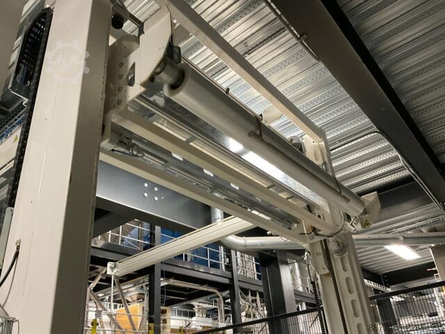 Robot palletising line Europack Winner 400