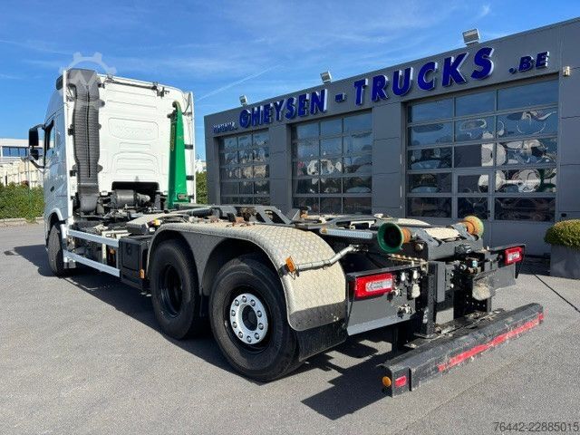 Abrollkipper VOLVO FH420-6X2/4-MOTORSEITIG-KFZ BRIEF-TOP