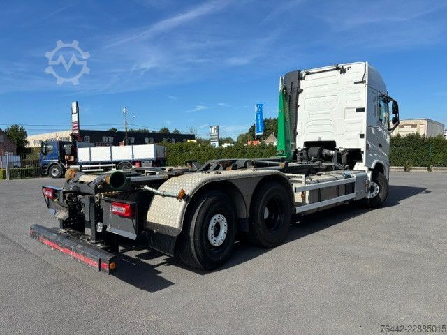 Abrollkipper VOLVO FH420-6X2/4-MOTORSEITIG-KFZ BRIEF-TOP