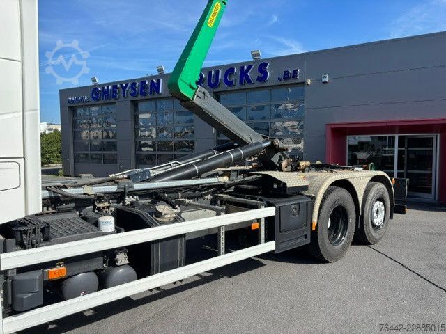 Abrollkipper VOLVO FH420-6X2/4-MOTORSEITIG-KFZ BRIEF-TOP