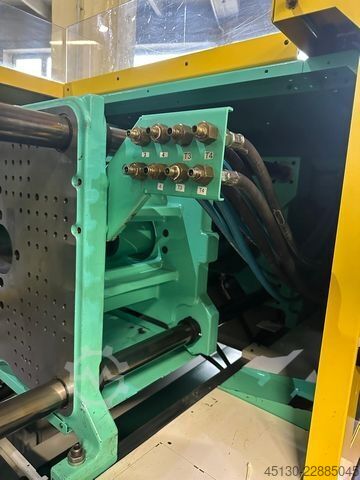 Injection molding machine Arburg 470S 1100-400