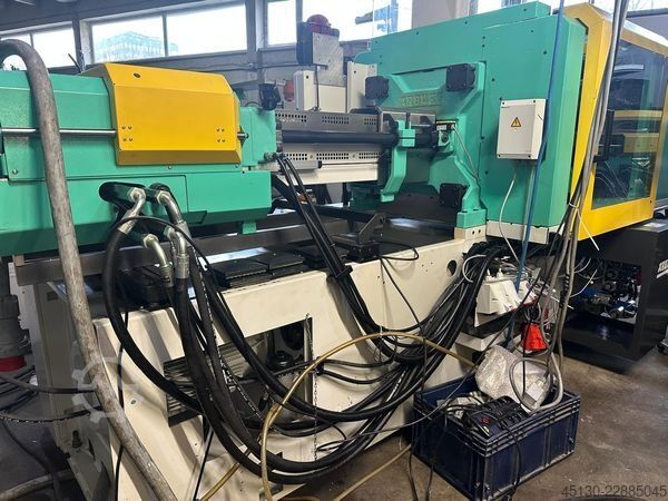 Injection molding machine Arburg 470S 1100-400