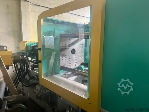 Injection molding machine Arburg 520S 1300-800