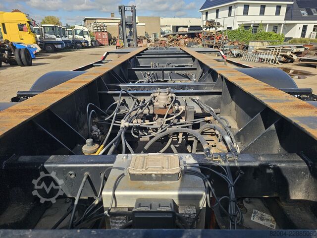 1985 FLOOR FLA-10-183/ZEECONTAINER AANHANGWAGEN / BPW 150 MM / DRUM BRAKES. FLOOR FLA-10-183/ZEECONTAINER AANHANGWAGEN / BPW 150 ...