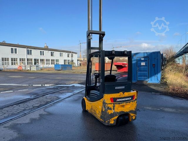 Elektro 3 Rad-Stapler Jungheinrich EFG 216 // Triplex // Freihub // HH 6500 mm // Sei