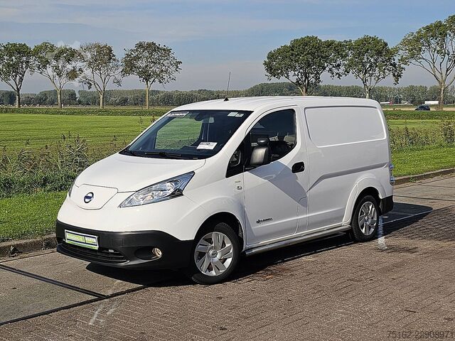 High-roof van NISSAN E-NV200 L1 NAP 200KM WLTP