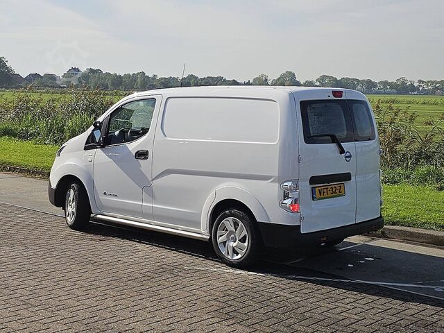 High-roof van NISSAN E-NV200 L1 NAP 200KM WLTP