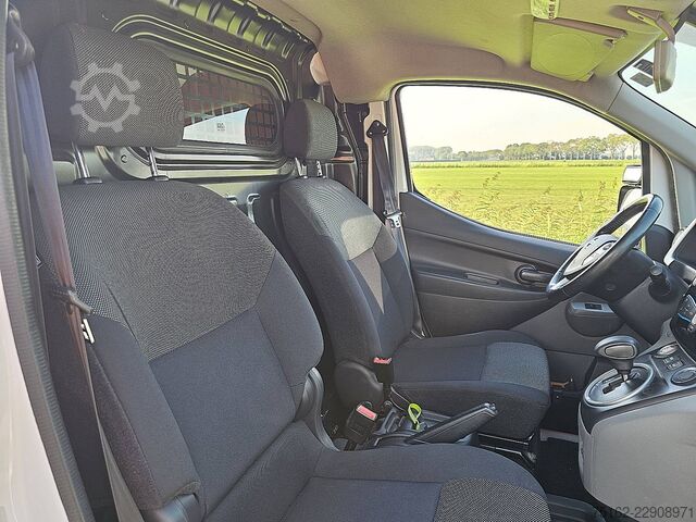 High-roof van NISSAN E-NV200 L1 NAP 200KM WLTP