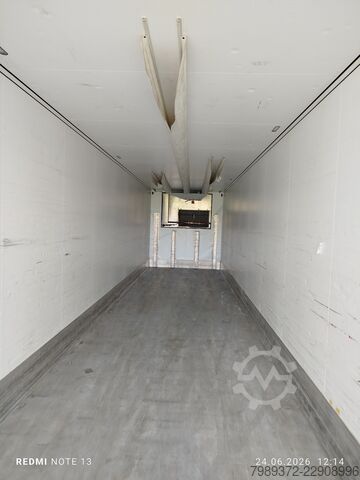 Schmitz SKO 24 refrigerated semi-trailer from 2012.  