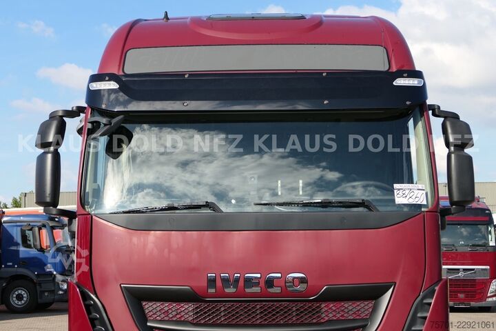 Standard tractor unit IVECO Stralis 420 Hi-Way XL-Tank Kühlbox  Euro 6
