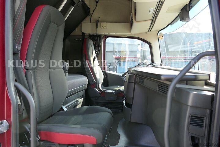 Volume tractor unit VOLVO FH 460 Globetrotter 2-Tanks Euro 6