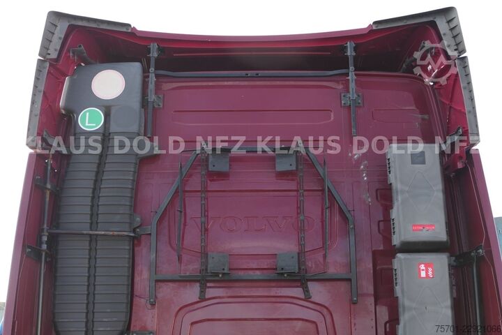 Volume tractor unit VOLVO FH 460 Globetrotter 2-Tanks Euro 6