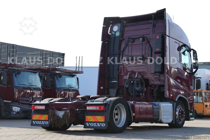Volume tractor unit VOLVO FH 460 Globetrotter 2-Tanks Euro 6