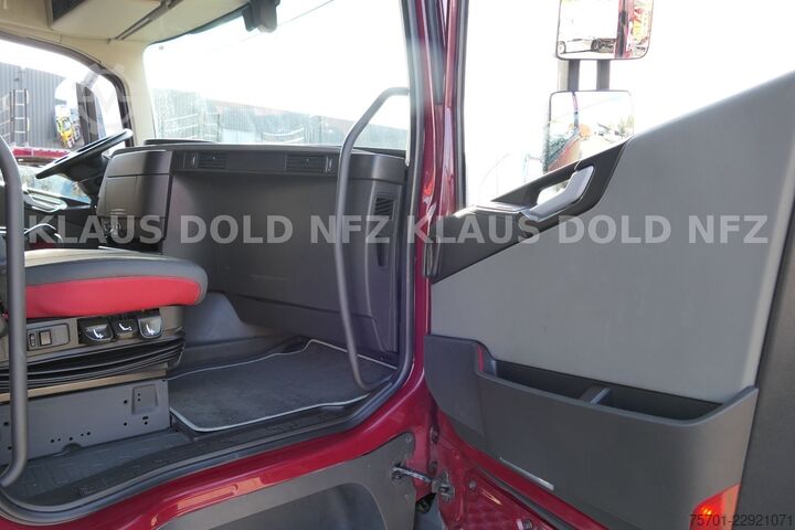 Volume tractor unit VOLVO FH 460 Globetrotter 2-Tanks Euro 6