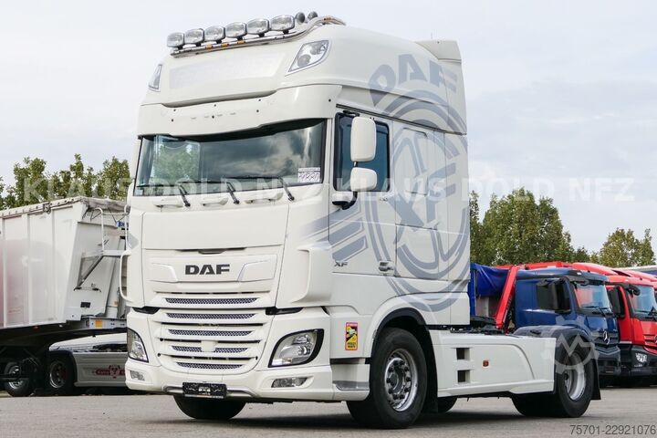 Standard tractor unit DAF XF 530 SSC Retarder XL Tank Standklima Euro 6