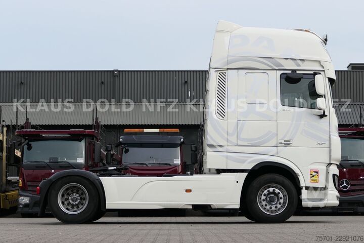 Standard tractor unit DAF XF 530 SSC Retarder XL Tank Standklima Euro 6