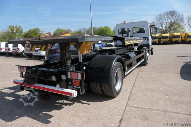 Swap body truck mercedes-benz Kamag Wiesel WBH 25 Wiesel Umsetzfahrzeug