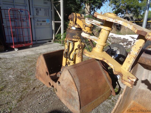 Mobile excavator CATERPILLAR M313D Klima Greifer SW