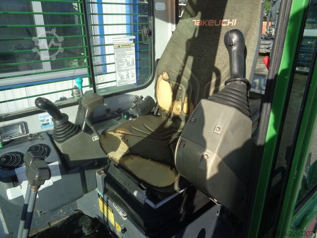 Mini excavator TAKEUCHI TB153FR 3xLöffel Helac Powertilt