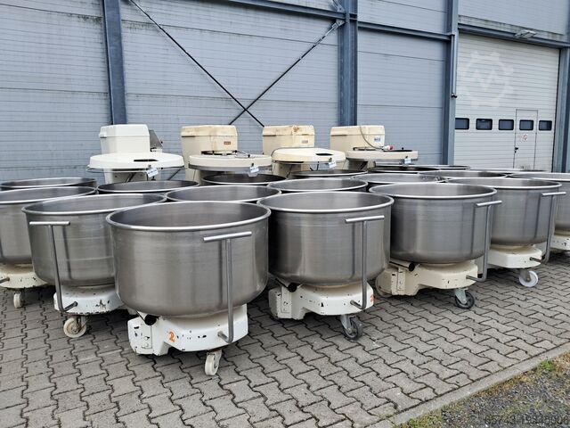 Teigknetmaschine mit herausfahrbarer Kessel Boku SK 240A